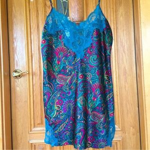 Victoria’s Secret Slip Nightgown Nightie Gold Label Size S from 1999 vintage